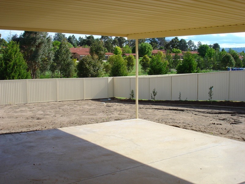 18 Jarrah Court, Bathurst NSW 2795