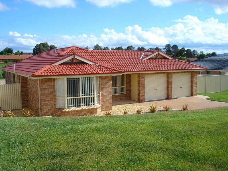18 Jarrah Court, Bathurst NSW 2795