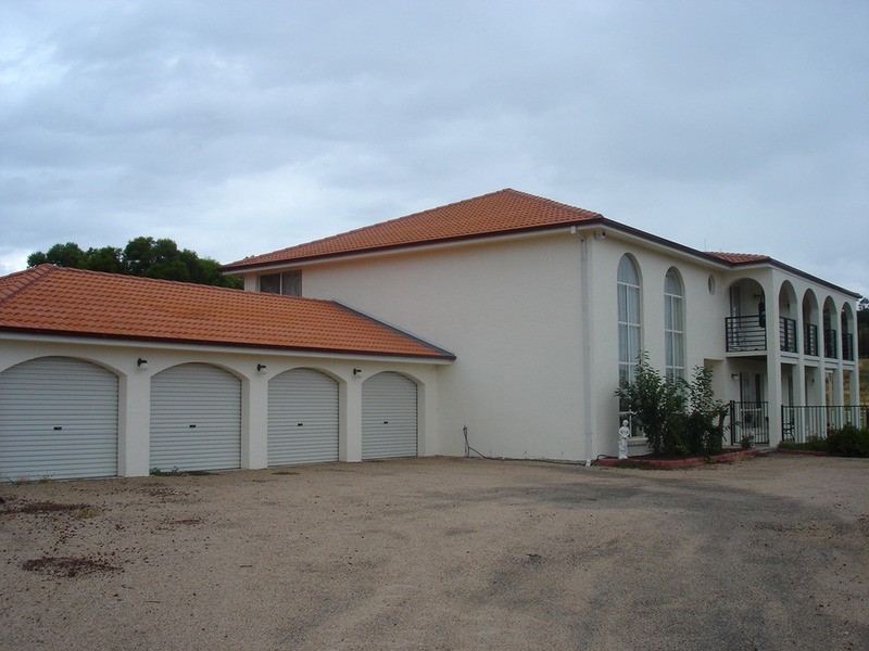 47 Endurance Court, Bathurst NSW 2795