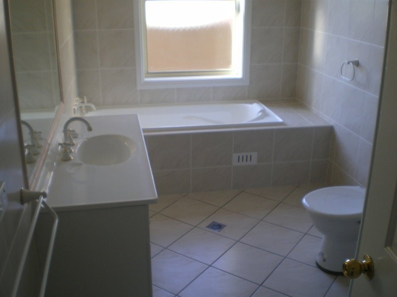 141 Keppel Street, Bathurst NSW 2795