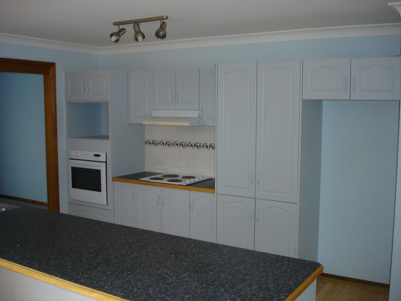 43 Endurance Court, Bathurst NSW 2795