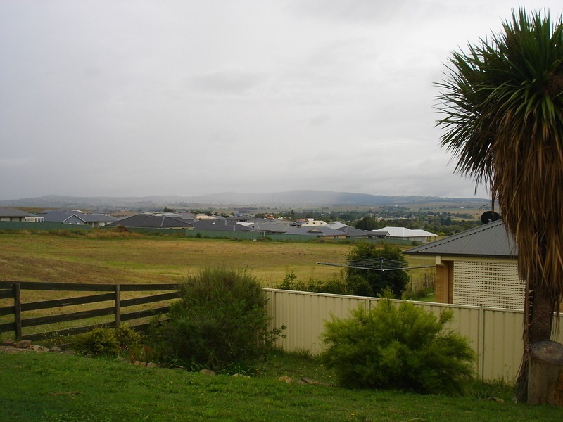 43 Endurance Court, Bathurst NSW 2795