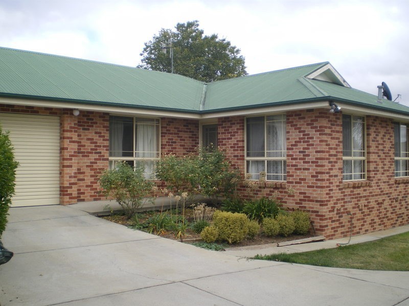 63B Stewart Street, Bathurst NSW 2795