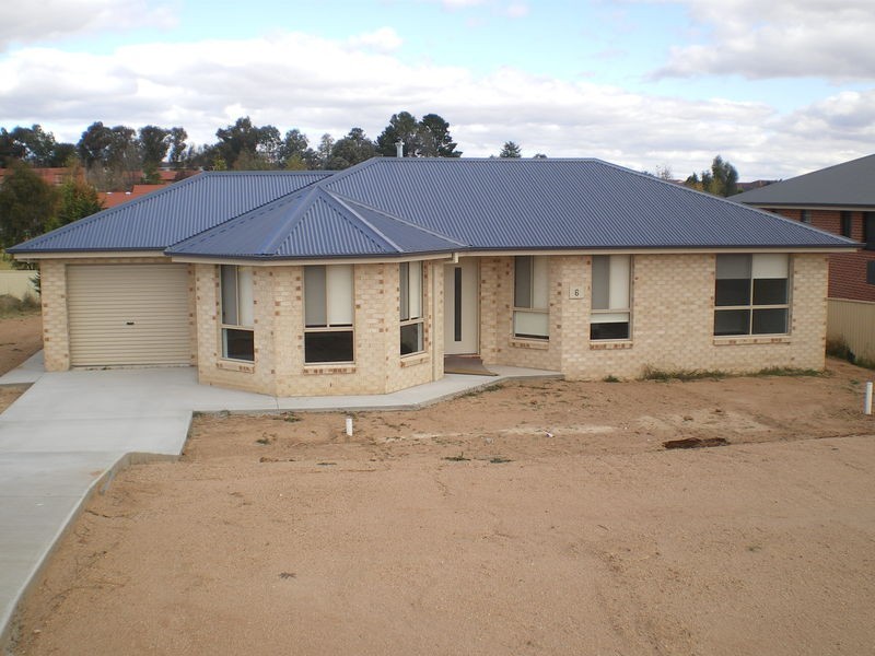 6 Jarrah Court, Bathurst NSW 2795