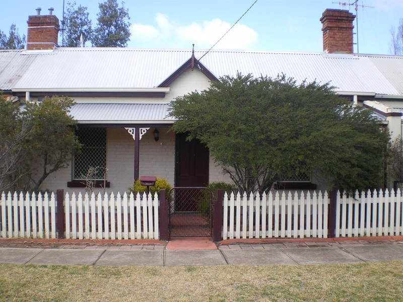 40 Rankin Street, Bathurst NSW 2795