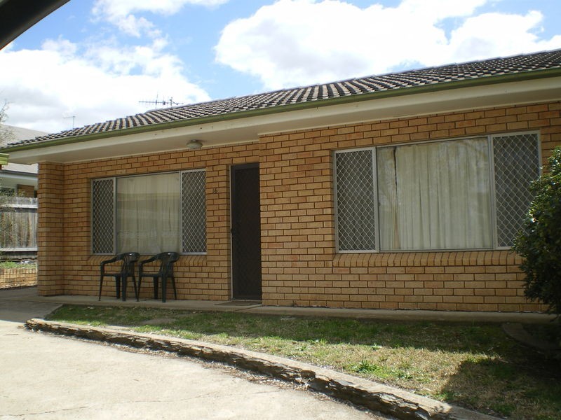 6/240 Russell Street, Bathurst NSW 2795
