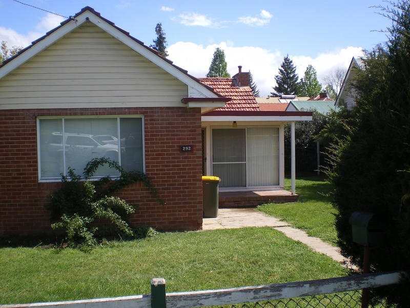 292 Piper Street, Bathurst NSW 2795