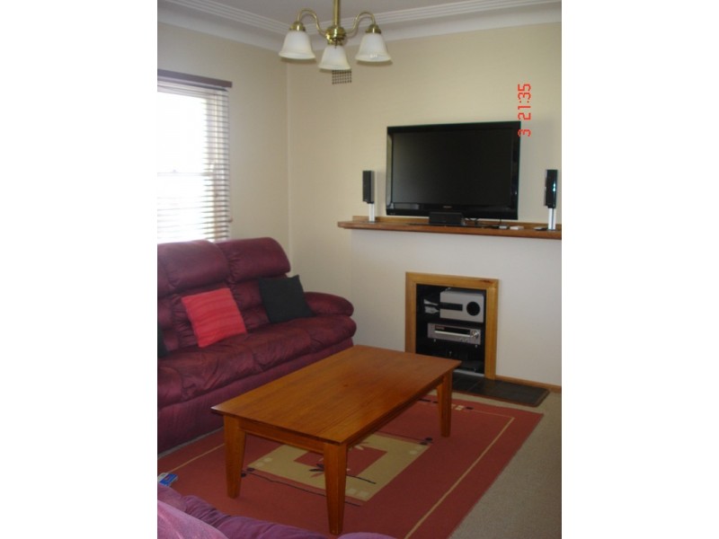 300 Keppel Street, Bathurst NSW 2795