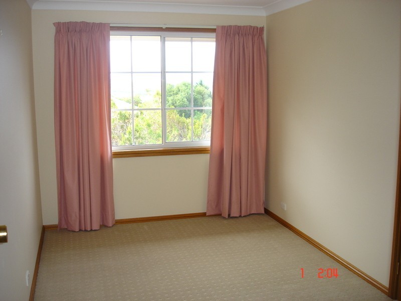9 Green Street, Bathurst NSW 2795