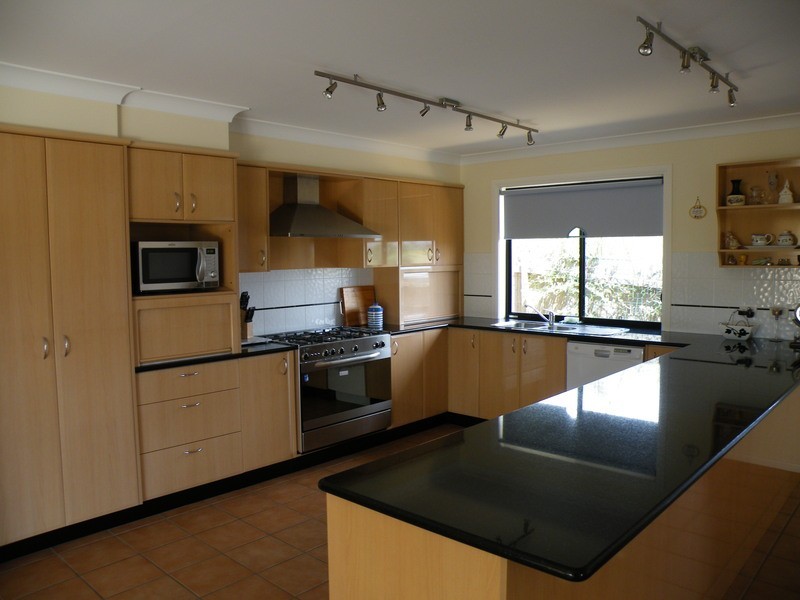 39 Country Way, Bathurst NSW 2795