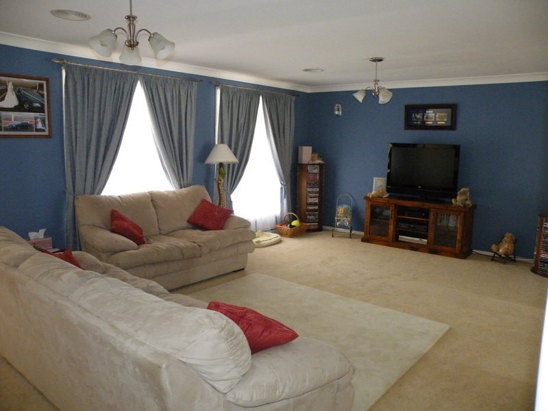 39 Country Way, Bathurst NSW 2795