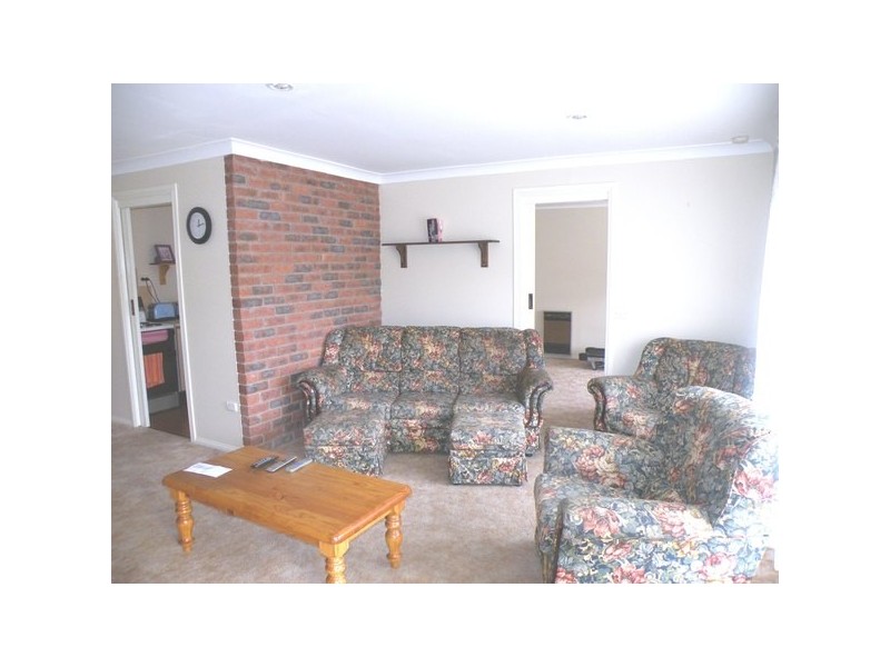 65 Tandora Street, Bathurst NSW 2795