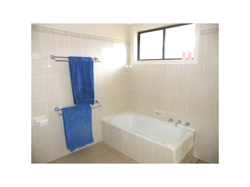 65 Tandora Street, Bathurst NSW 2795