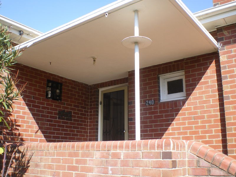 240 Lambert Street, Bathurst NSW 2795
