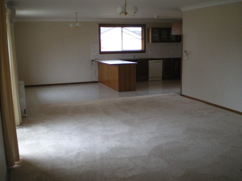 23 Kurumben Place, Bathurst NSW 2795