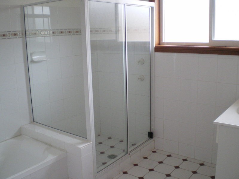23 Kurumben Place, Bathurst NSW 2795