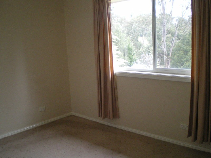 19 Kurumben Place, Bathurst NSW 2795