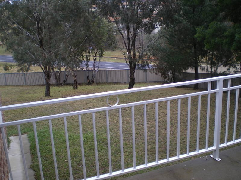 19 Kurumben Place, Bathurst NSW 2795