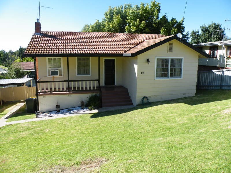 22 Cutler Street, Bathurst NSW 2795