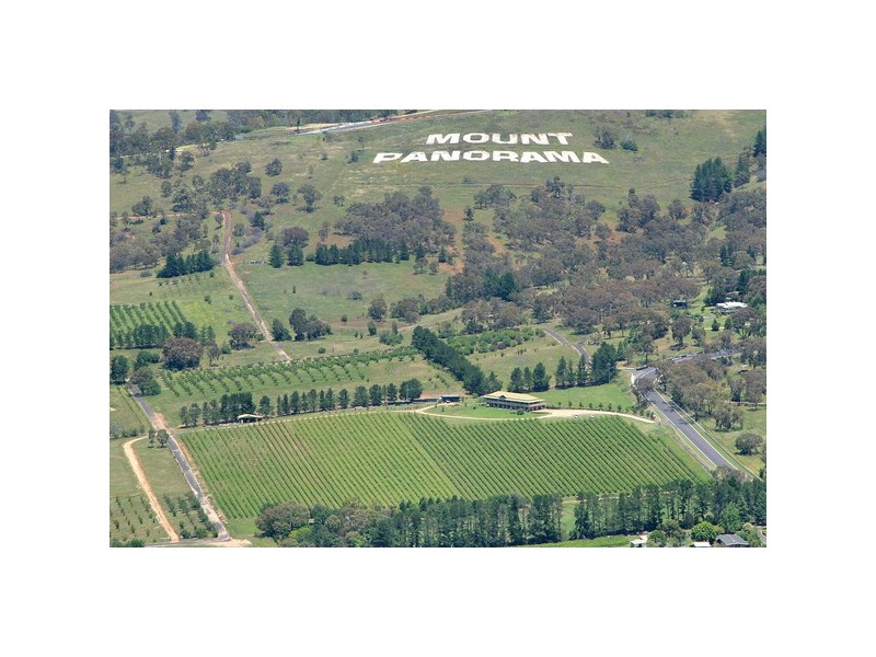 151 Mountain Straight, Bathurst NSW 2795