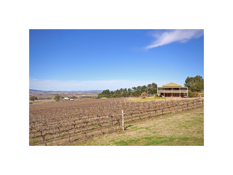 151 Mountain Straight, Bathurst NSW 2795