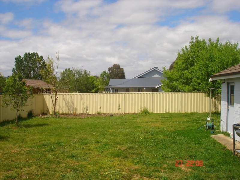 12 Loren Street, Bathurst NSW 2795
