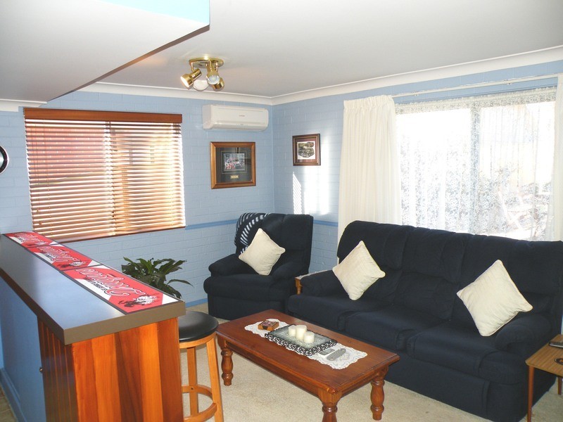 10 Wolsley Street, Bathurst NSW 2795