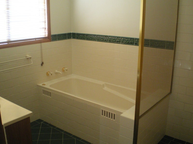 2 Johns Place, Bathurst NSW 2795