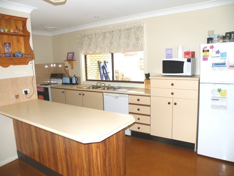65 Tandora Street, Bathurst NSW 2795