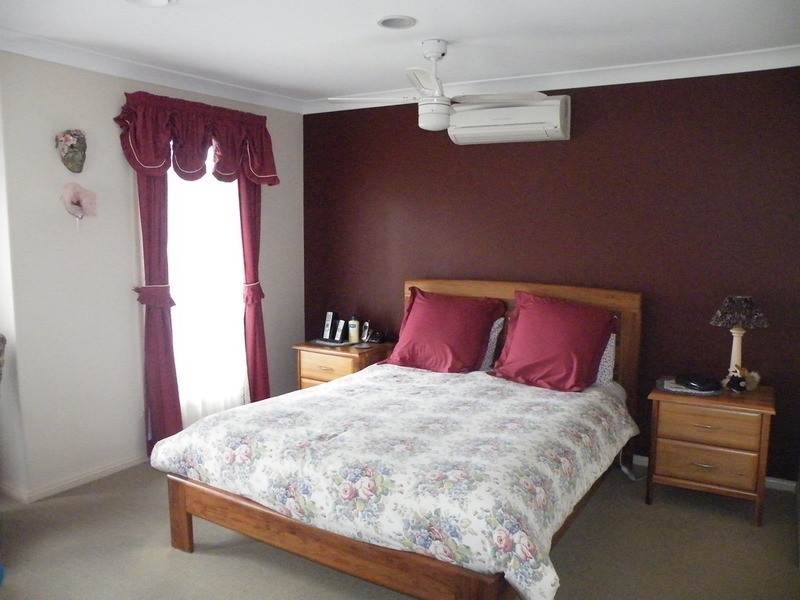 35 Cedar Drive, Bathurst NSW 2795