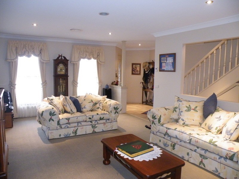 35 Cedar Drive, Bathurst NSW 2795