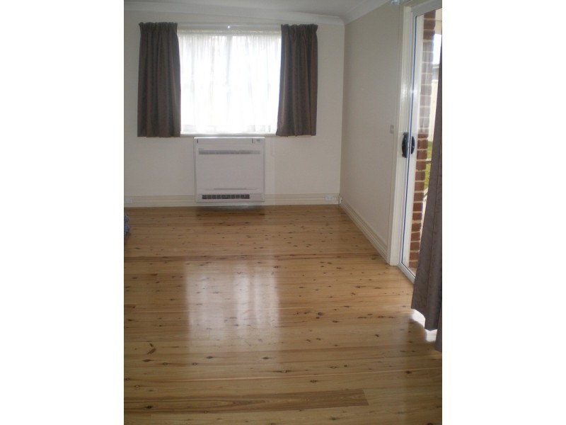 32 Morrissett Street, Bathurst NSW 2795