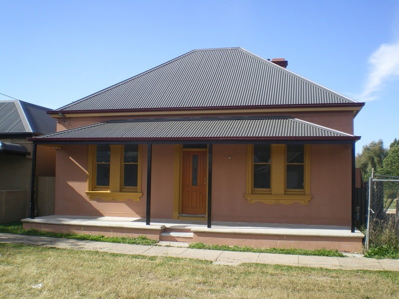 141 Keppel Street, Bathurst NSW 2795