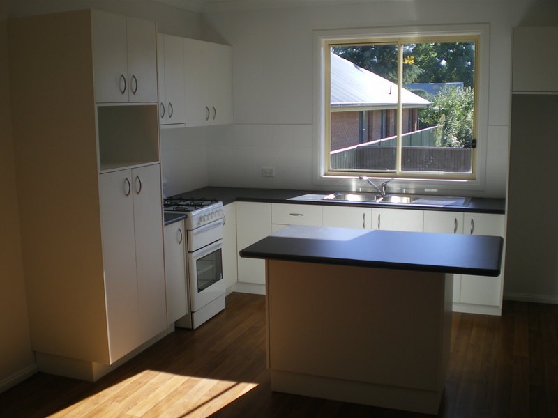 141 Keppel Street, Bathurst NSW 2795