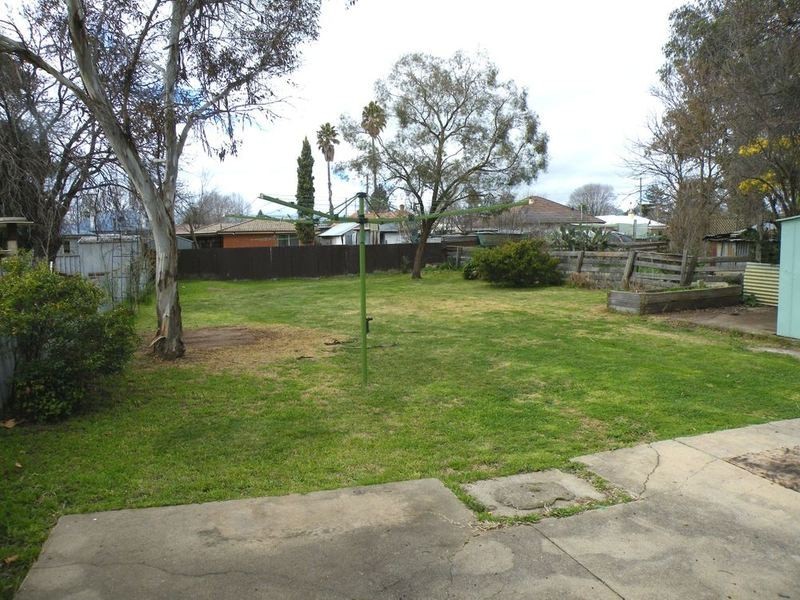 83 Morrisset Street, Bathurst NSW 2795