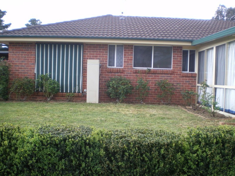 7 Bouffler Close, Bathurst NSW 2795