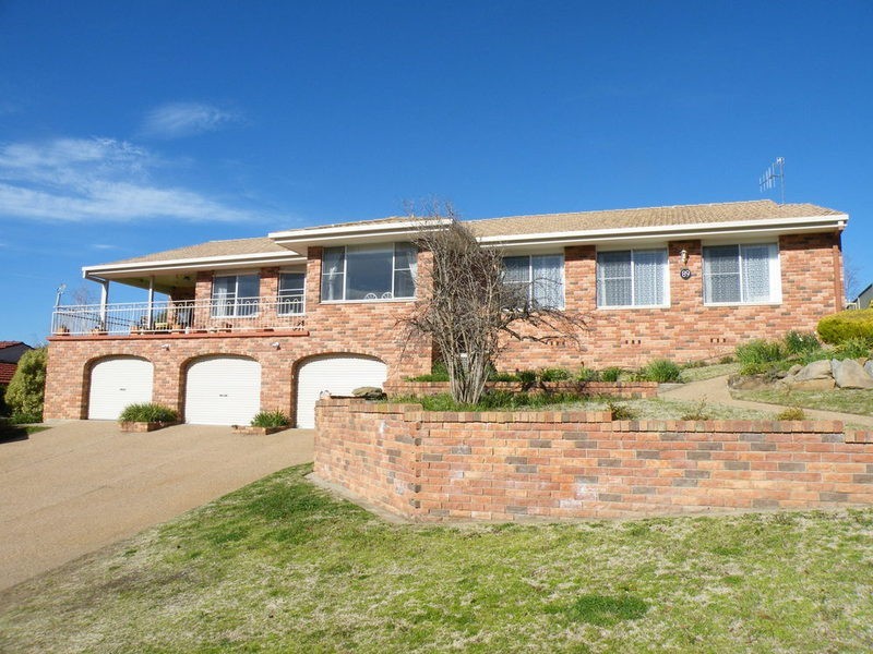 89 Lorrimer Street, Bathurst NSW 2795