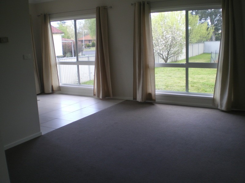 53 Morrisset Street, Bathurst NSW 2795