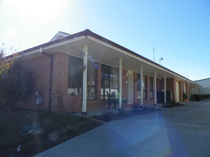 1/16 Murdoch Place, Bathurst NSW 2795