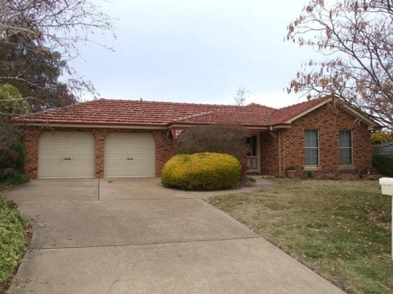22 Crawford Crescent, Bathurst NSW 2795
