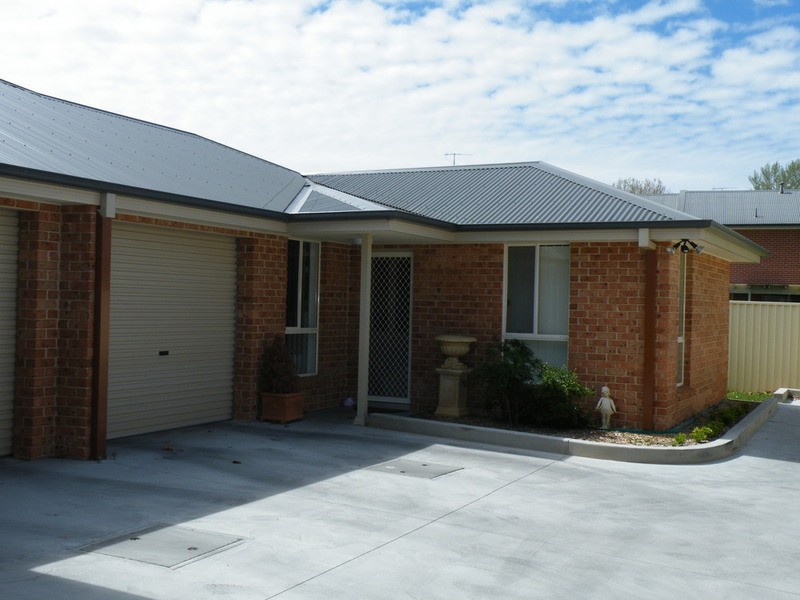 3/14 Seymour Street, Bathurst NSW 2795