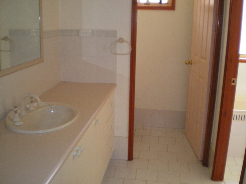 79  Suttor Street, Bathurst NSW 2795