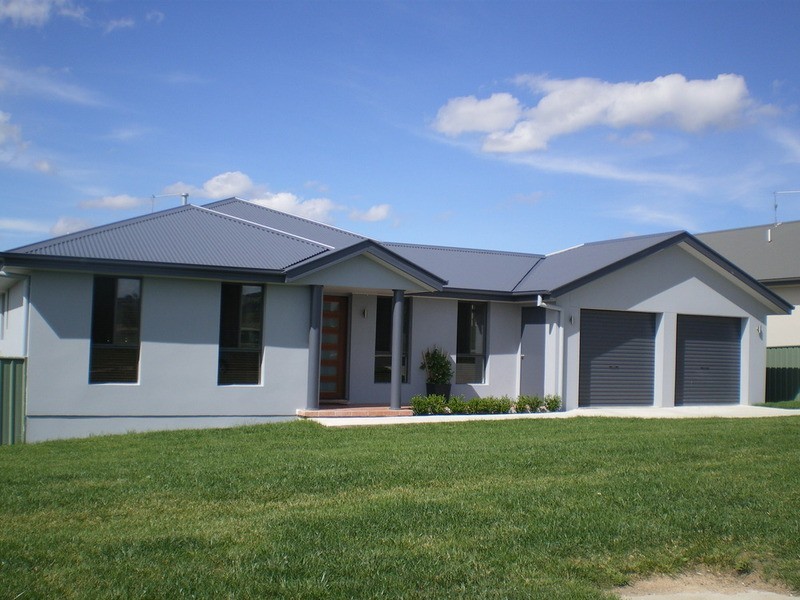 15 Munro Street, Bathurst NSW 2795