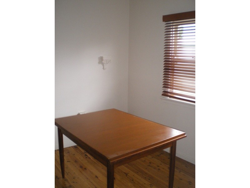 220 Durham Street, Bathurst NSW 2795