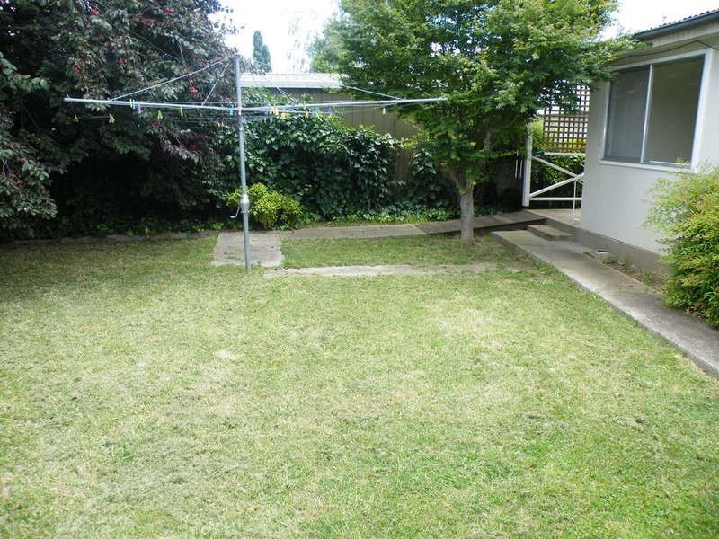 8 Morrisett Street, Bathurst NSW 2795