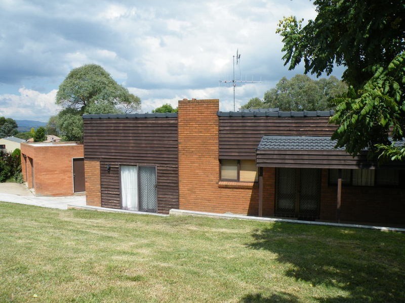 3  De Clouett Court, Bathurst NSW 2795