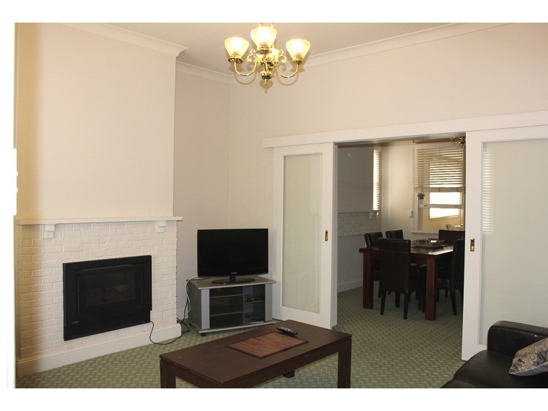 178 Piper Street, Bathurst NSW 2795