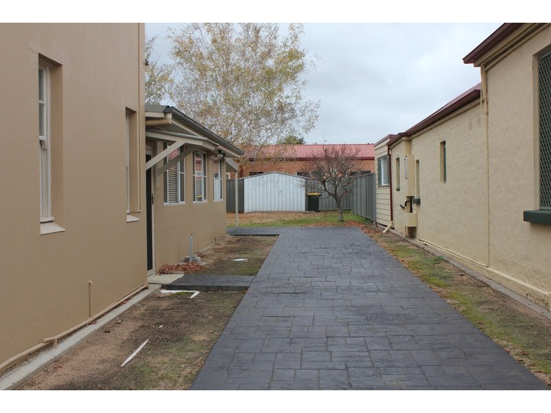 180 Piper Street, Bathurst NSW 2795
