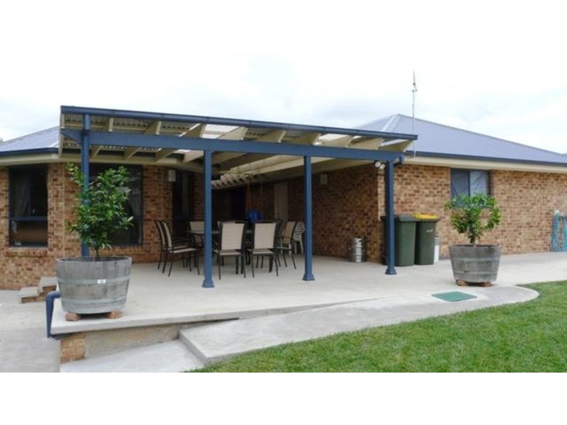 3 Negundo Place, Bathurst NSW 2795