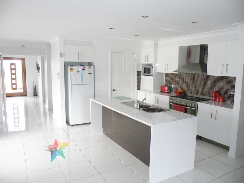 5 Blaxland Drive, Bathurst NSW 2795